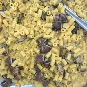 Tubetti ceci e vongole